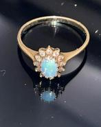 Prachtige 9 krt gouden ring diamantjes & natuurl. opaal mt17, Ophalen of Verzenden, Zo goed als nieuw, 17 tot 18, Met edelsteen