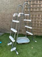 Intex zwembadtrap en voetenbad, Tuin en Terras, Zwembad-toebehoren, Ophalen, Zo goed als nieuw