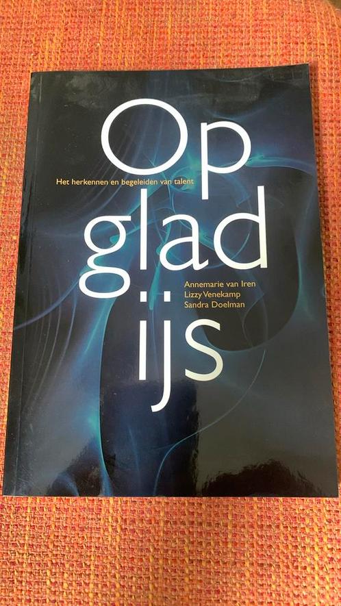 Sandra Doelman - Op glad ijs, Boeken, Overige Boeken, Zo goed als nieuw, Ophalen of Verzenden