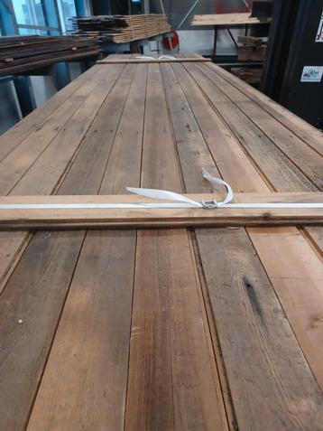 Oude sloophout  planken  vloerdelen  / dakbeschot 