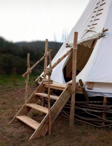 Tweedehands/2e hands tipi tenten,  enkele keren gebruikt beschikbaar voor biedingen