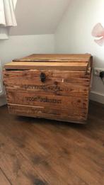 MOET WEG Vintage oude houten kist salontafel, Huis en Inrichting, Woonaccessoires | Kisten, Ophalen, Minder dan 50 cm, Gebruikt