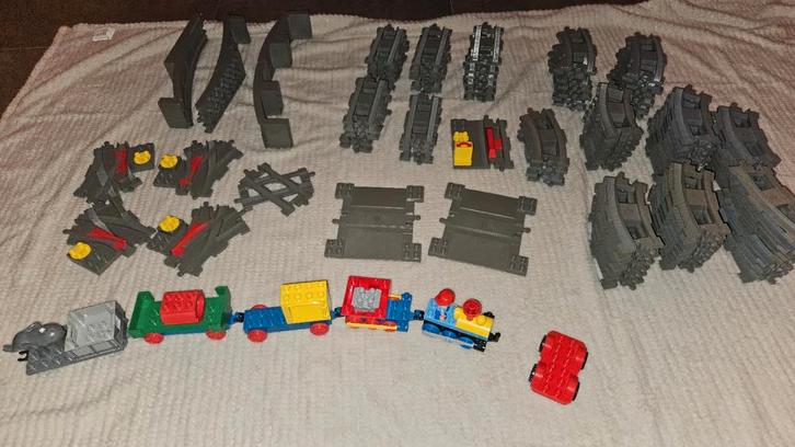 Lego Duplo treinrails en trein, Kinderen en Baby's, Speelgoed | Duplo en Lego, Gebruikt, Duplo, Losse stenen, Ophalen of Verzenden