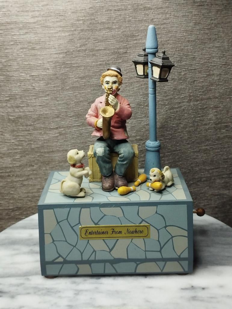 Een zeldzame vintage compositie van een straatmuzikant., Muziek en Instrumenten, Blaasinstrumenten | Hobo's, Ophalen of Verzenden