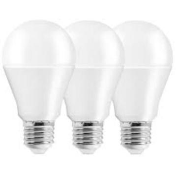 3 X warm wit led lamp 60 Watt 80 lumen 8.6 watt 2700K 360º beschikbaar voor biedingen