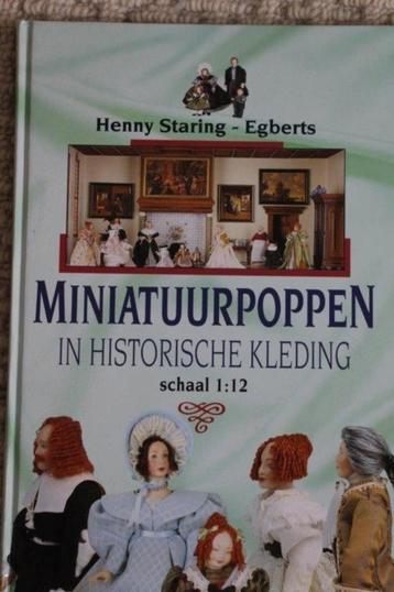 Hobbyboek 'Miniatuurpoppen in historische kleding, 1:12' beschikbaar voor biedingen