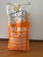 Wooof hondenbrokken zalm 18kg, Ophalen, Hond