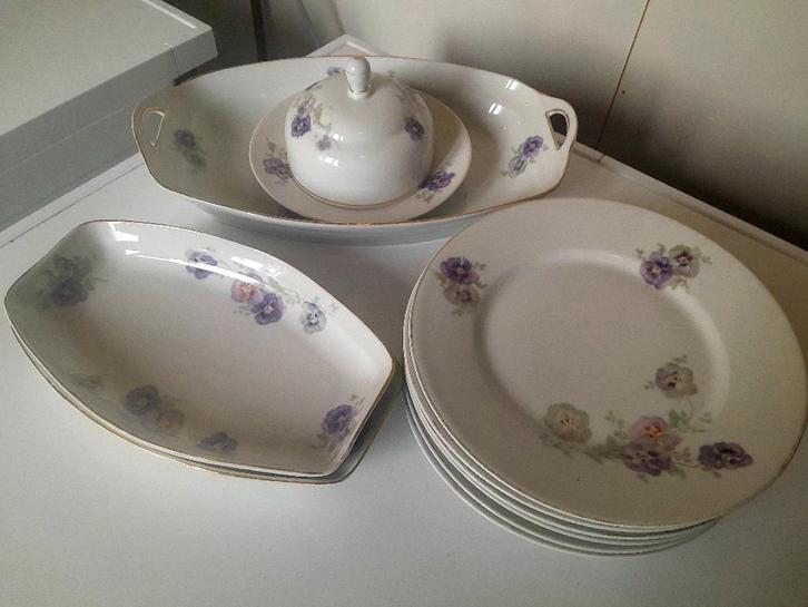 Vintage servies Stadtlengsfeld, Antiek en Kunst, Antiek | Servies compleet, Ophalen of Verzenden