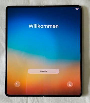 Samsung Galaxy FOLD4 beschikbaar voor biedingen