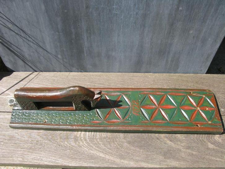 MANGELBORD MET PAARD SCANDINAVIE ANTIEK, Antiek en Kunst, Antiek | Gereedschap en Instrumenten, Ophalen of Verzenden