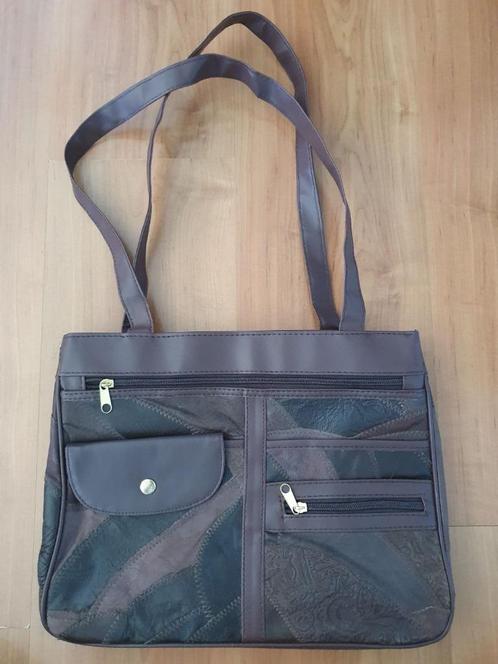 Nieuwe leren handtas in diverse bruine kleuren, Sieraden, Tassen en Uiterlijk, Tassen | Damestassen, Nieuw, Handtas, Bruin, Ophalen of Verzenden