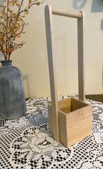 leuk houten mandje / bloempotje model waterput 10x10 x 38 cm, Mand, Vierkant, Ophalen of Verzenden, Zo goed als nieuw