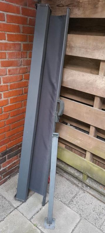 Windscherm beschikbaar voor biedingen