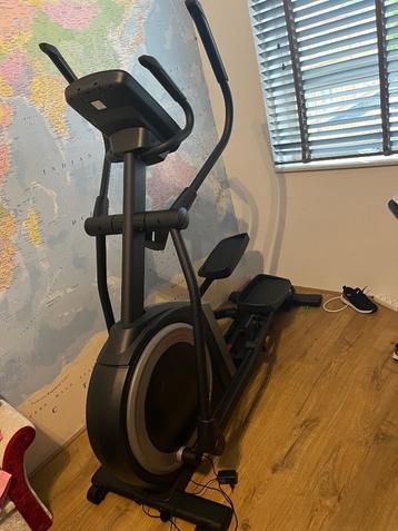 Proform Carbon EL Crosstrainer beschikbaar voor biedingen