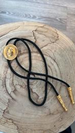 Bolo Tie country en western incl verzenden, Sieraden, Tassen en Uiterlijk, Kettingen, Ophalen of Verzenden, Zo goed als nieuw