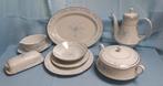 servies noritake carolyne, Huis en Inrichting, Keuken | Servies, Ophalen of Verzenden, Zo goed als nieuw, Overige stijlen, Porselein