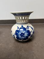 Delfts blauw vaasje 13,5 cm hoog, Antiek en Kunst, Antiek | Vazen, Ophalen of Verzenden