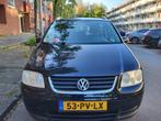 Volkswagen Touran 1.6 85KW 2005 Zwart, Auto's, Volkswagen, 1441 kg, 4 cilinders, 7 stoelen, Zwart
