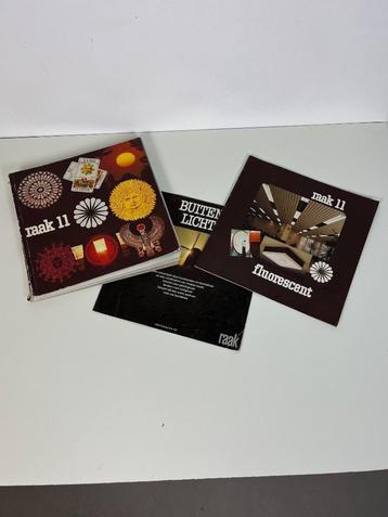 Raak verlichting catalogus nr 11 met 2 extra boekjes beschikbaar voor biedingen