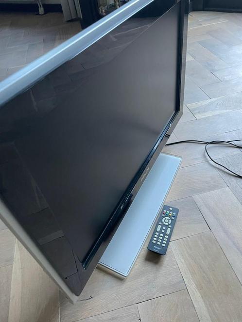 Philips breedbeeld flat LCD incl HDMI (66 cm diagonaal), Audio, Tv en Foto, Televisies, Zo goed als nieuw, LCD, 60 tot 80 cm, HD Ready (720p)