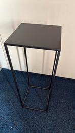 Zwarte bijzettafel metaal elegant, Ophalen, Minder dan 55 cm, Metaal of Aluminium, Rond