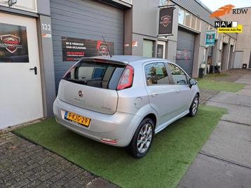 Fiat Punto Evo 0.9 TwinAir Lounge 2013 Airco Cruise NAP beschikbaar voor biedingen