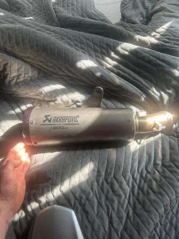 Akrapovic z900 beschikbaar voor biedingen