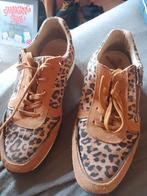 Leuke sneakers (39), Bruin, Ophalen of Verzenden, Gedragen, Sneakers of Gympen