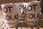 Rivièra Maison 5 x Hot chocolate mokken,H11 cm, doorsn 8 cm, Huis en Inrichting, Keuken | Servies, Ophalen of Verzenden, Zo goed als nieuw