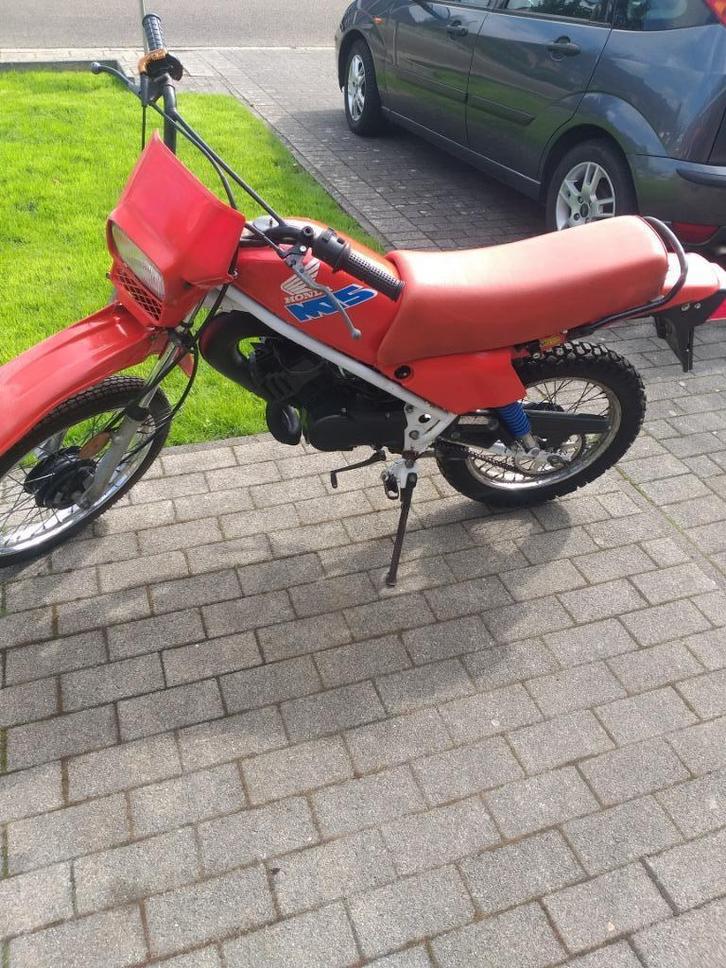 HONDA MT5 NOS  1989 MET PAPIEREN LEES GOED EERST, Fietsen en Brommers, Brommers | Honda, Gebruikt, MT, Maximaal 45 km/u, Ophalen