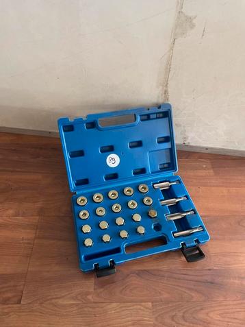 Carterplug reparatieset beschikbaar voor biedingen
