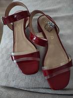 UNISA Rode Lakleren Sandalen - Maat 39, Kleding | Dames, Schoenen, Zo goed als nieuw, UNISA, Rood, Sandalen of Muiltjes