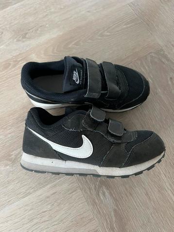 Nike maat 30 beschikbaar voor biedingen