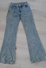Mooie flared jeans maat 36, Kleding | Dames, Spijkerbroeken en Jeans, Ophalen of Verzenden, Zo goed als nieuw, Blauw, W28 - W29 (confectie 36)