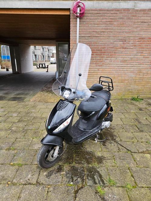 Mooie piaggio zip iget 4takt 2020, Fietsen en Brommers, Brommers | Vespa, Zo goed als nieuw, Overige modellen, Maximaal 25 km/u