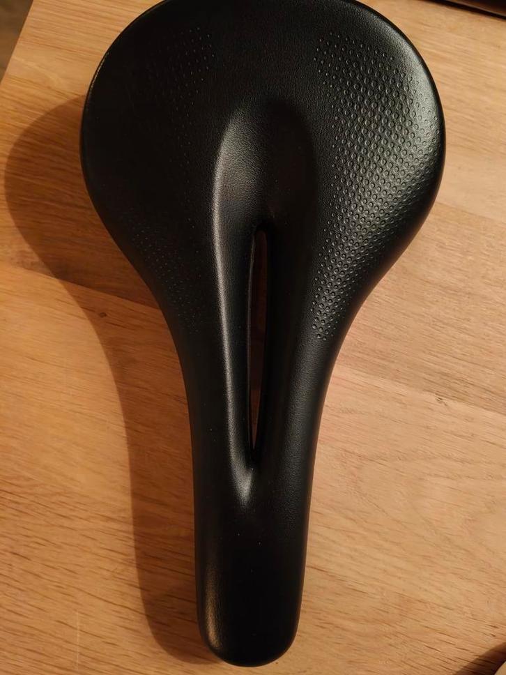 Cannondale Ergo Fietszadel - 27cm x 145mm - Weinig gebruikt, Fietsen en Brommers, Fietsonderdelen, Zo goed als nieuw, Algemeen