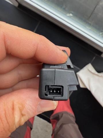 volvo in deurpanelen aanstuur module beschikbaar voor biedingen