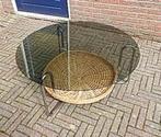 Leuke Salontafel ( vintage retro mid century space age ), Rond, Gebruikt, Glas, Ophalen