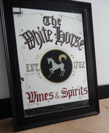 The White Horse Scotch Whisky Wines & Spirits spiegel beschikbaar voor biedingen