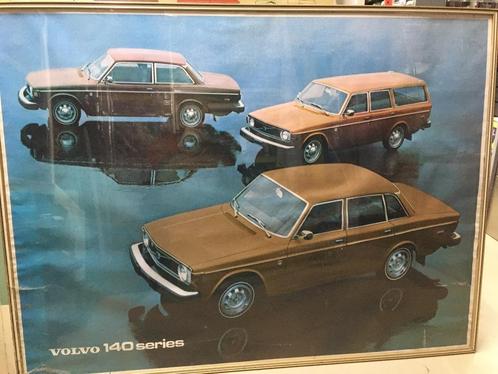 Poster. Volvo 140 serie 1974 USA 94x124 m lijst + plexiglas, Verzamelen, Automerken, Motoren en Formule 1, Gebruikt, Auto's, Ophalen