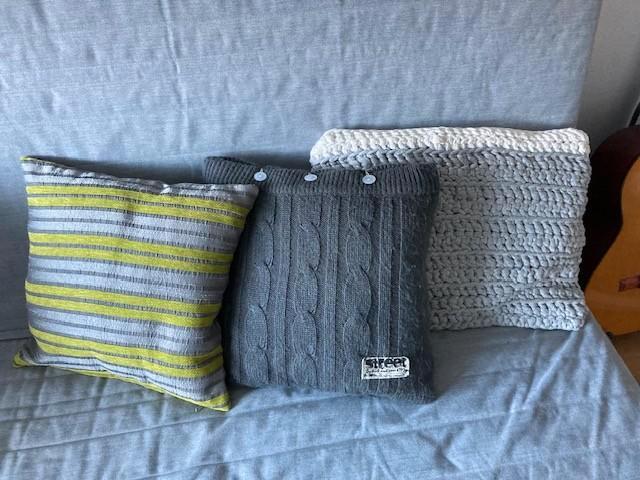 Kussen en kussenhoesjes oa merk Linen & More en Indy vanaf, Huis en Inrichting, Woonaccessoires | Kussens, Zo goed als nieuw, Overige kleuren