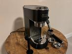 DeLonghi Dedica Style EC 685.BK - Pistonmachine Stoompijpje, Witgoed en Apparatuur, Koffiezetapparaten, Afneembaar waterreservoir