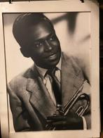 3 grote ingelijste posters van Jazz-muzikanten, Verzamelen, Posters, Ophalen, Rechthoekig Staand, Met lijst, Deurposter of groter