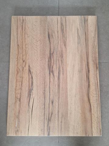 Eiken Tafelblad 80x60x3 CM Met Stalen Versteviging beschikbaar voor biedingen