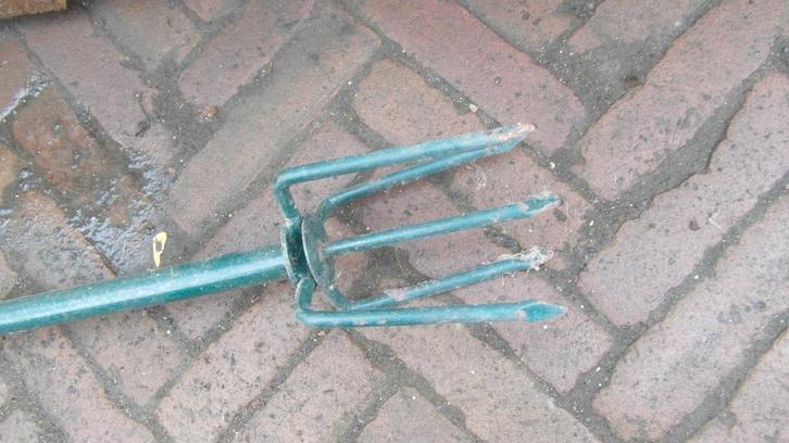 grondwoeler, Tuin en Terras, Hand-tuingereedschap, Zo goed als nieuw, Cultivator, Ophalen