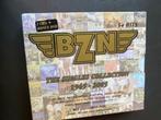 BZN : The Singles Collection 1965-2005 ( 3 cd + dvd box ), Cd's en Dvd's, Cd's | Pop, Ophalen of Verzenden, 2000 tot heden, Zo goed als nieuw