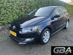 Volkswagen Polo 1.2 TSI Highline Dealer Onderhouden NAP APK, Auto's, Voorwielaandrijving, Euro 5, Gebruikt, Zwart