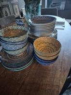 Mooi kleurig servies 8 personen, Huis en Inrichting, Keuken | Servies, Ophalen, Keramiek, Zo goed als nieuw, Overige stijlen