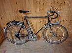 Vintage racefiets Peugeot, Ophalen