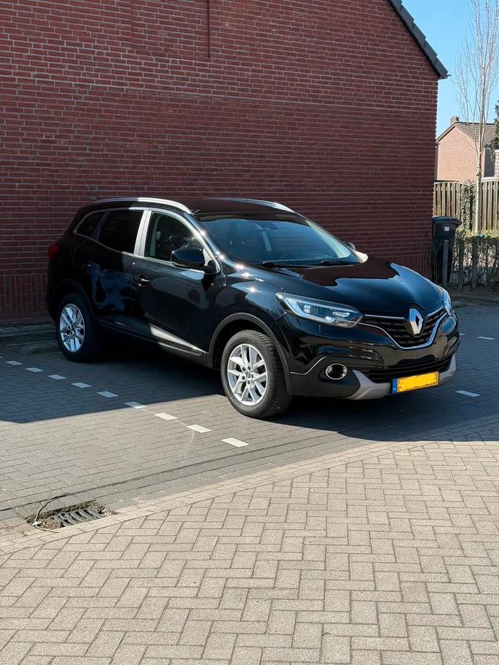 Renault Kadjar 1.2 TCE 2016 Zwart, Auto's, Renault, Particulier, Kadjar, Benzine, C, SUV of Terreinwagen, Handgeschakeld, Geïmporteerd